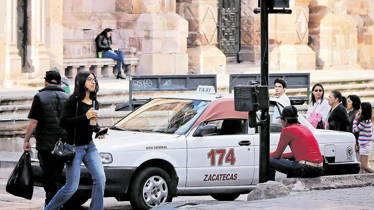 Taxi en el centro de la ciudad